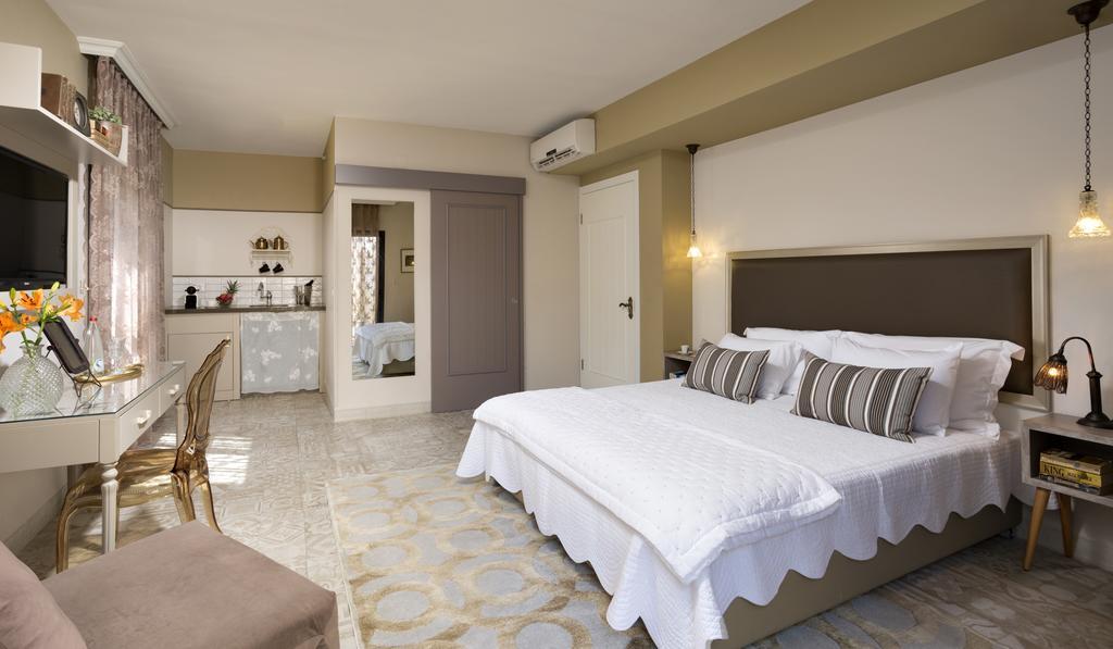 Shtarkman Erna Boutique Hotel Nahariya Exterior photo